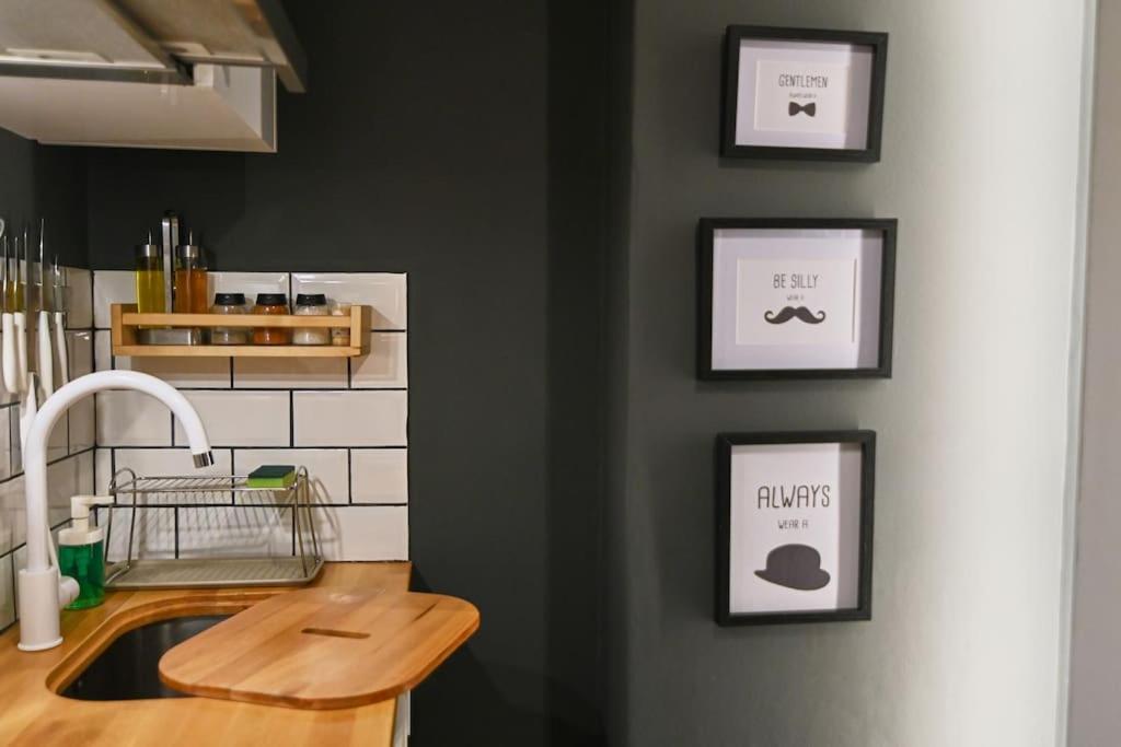 #Tyrtaiou Modern Design Studio Mytilíni Exteriör bild